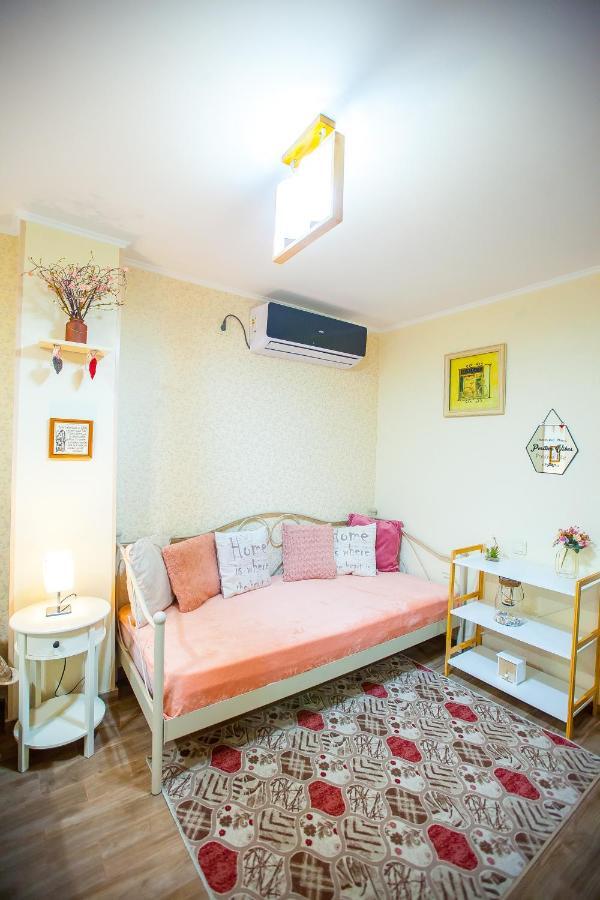 Apartments Beautiful Tbilisi On L.Meskhishvili Turn 1 Экстерьер фото